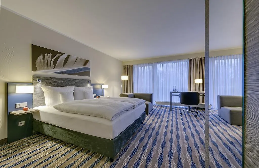 Mercure Hotel Am Entenfang Hannover 4*,