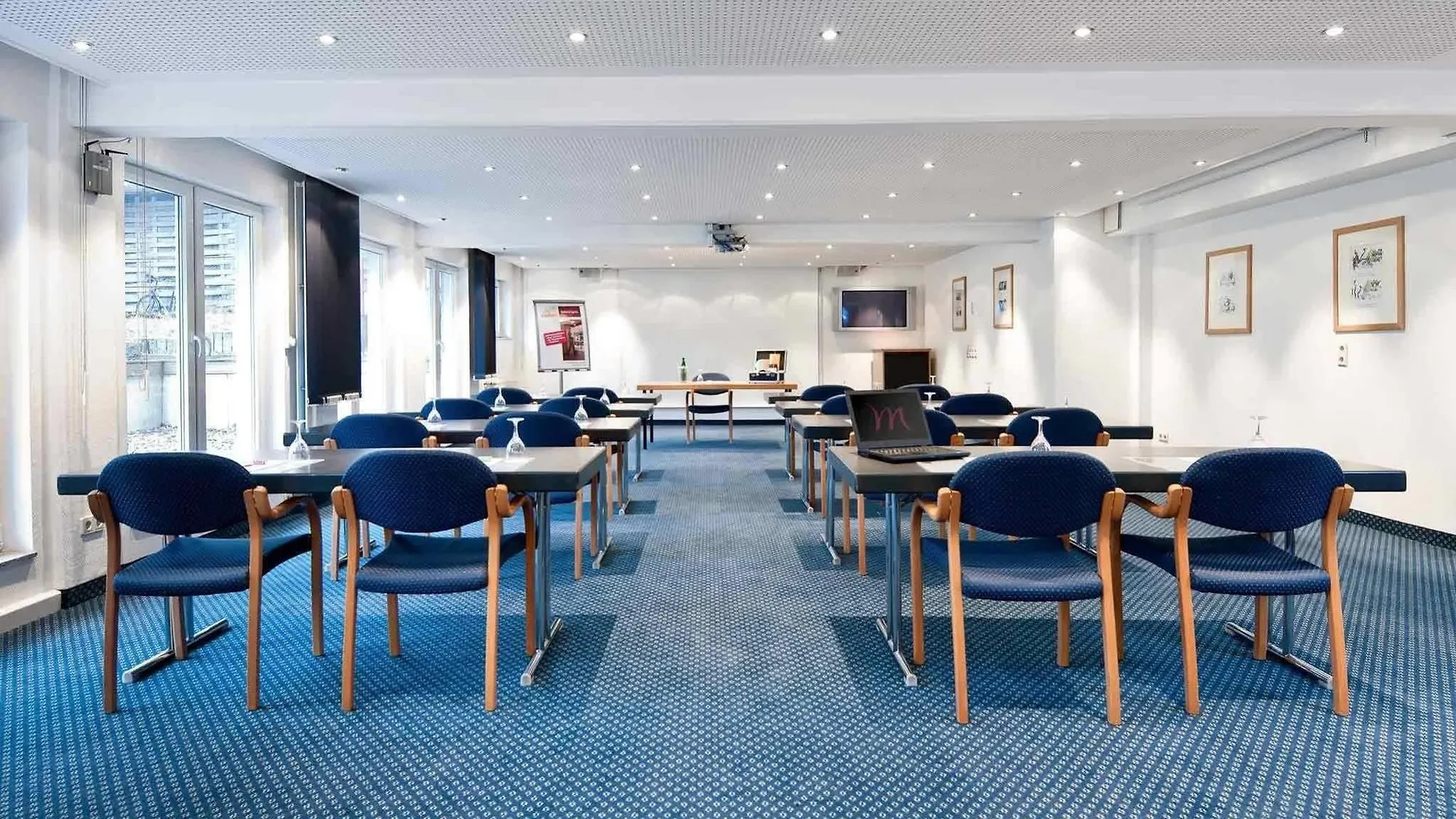 ****  Mercure Hotel Am Entenfang Hanóver Alemania